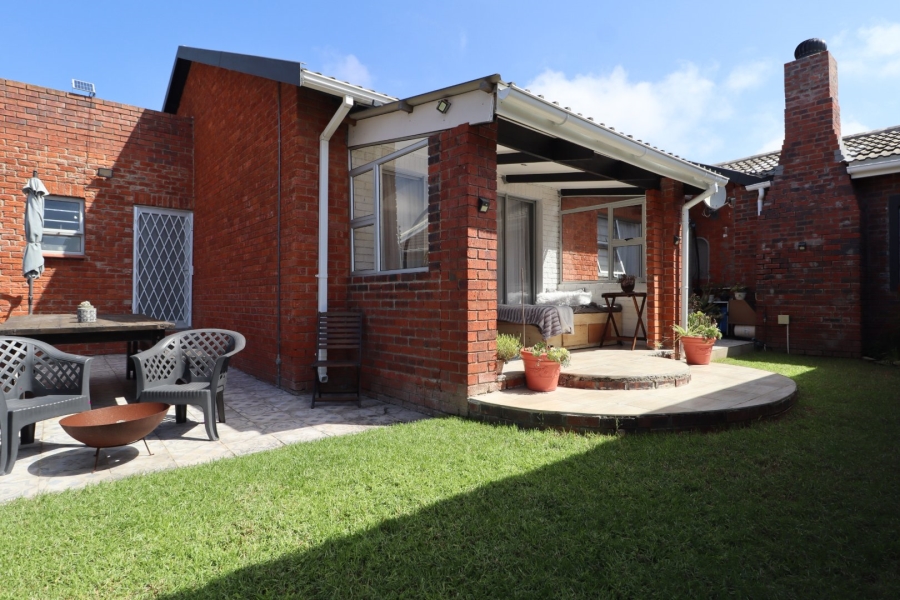 4 Bedroom Property for Sale in Sherwood Eastern Cape